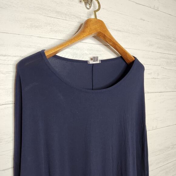 Vince Longsleeve Navy Pullover Tee Size Medium‎ - Picture 3 of 9